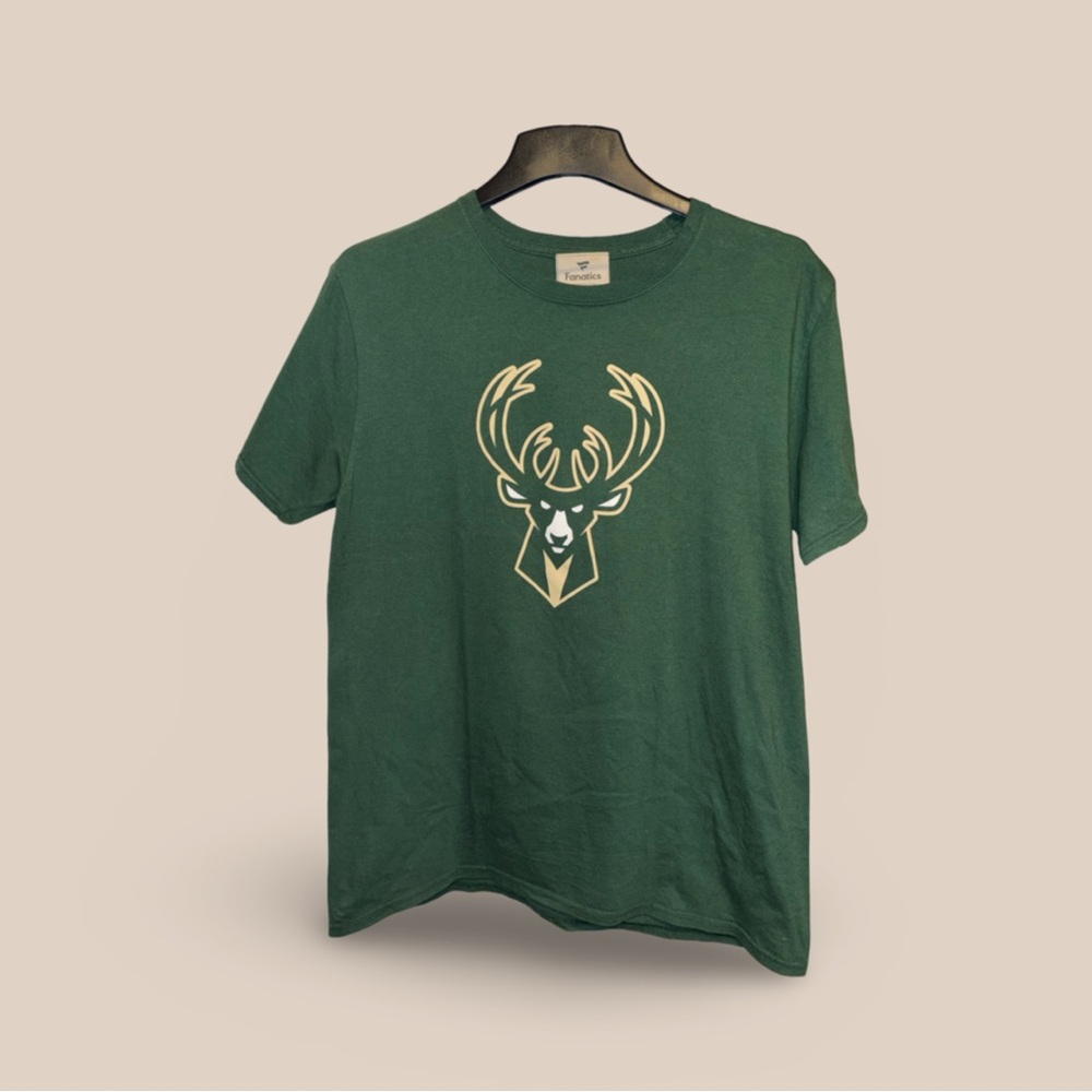 Fanatics - Giannis Antetokounmpo Milwaukee Bucks Team Playmaker S/S Shirt - NWOT